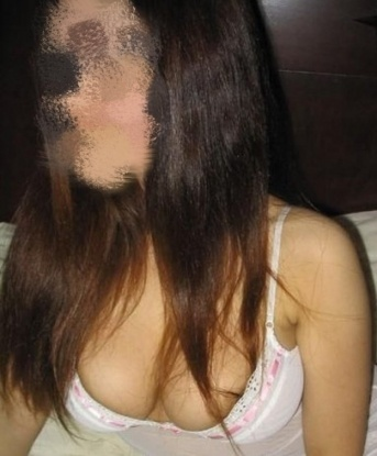 У меня прекрасные услуги, которые не оставят тебя равнодушным. 😏💋 Я знаю, как доставить удовольствие и наслаждение, и могу удовлетворить самые изысканные желания. Мои фото - самое лучшее доказательство моей красоты и сексуальности. Живу в Москве, где всегда создаю атмосферу страсти и романтики. Предлагаю тебе попробовать что-то новое и незабываемое, воплотить в жизнь самые смелые фантазии. Возьми шанс насладиться великолепием, которое я могу тебе предложить! 💞💫 Марина